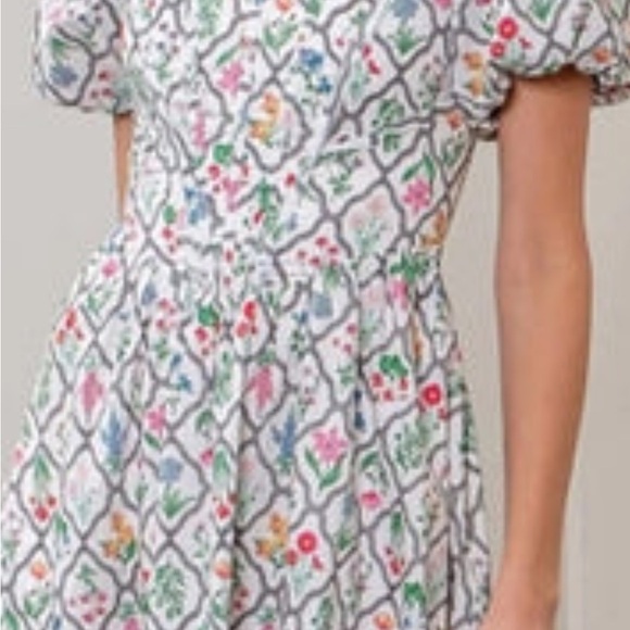 Moon River Floral Puff Sleeve - Picture 8 of 9